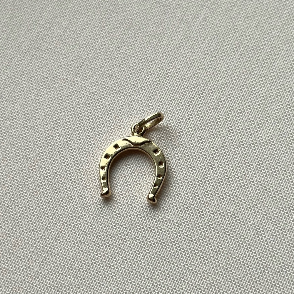Legacy Saint Jewelry Medium Horseshoe Charm, 14k Yellow Gold